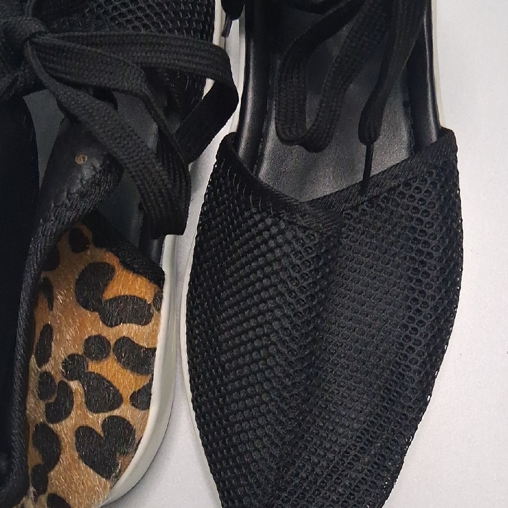 Chic Leopard and Black Women's Sneakers - Picture 3 of 8